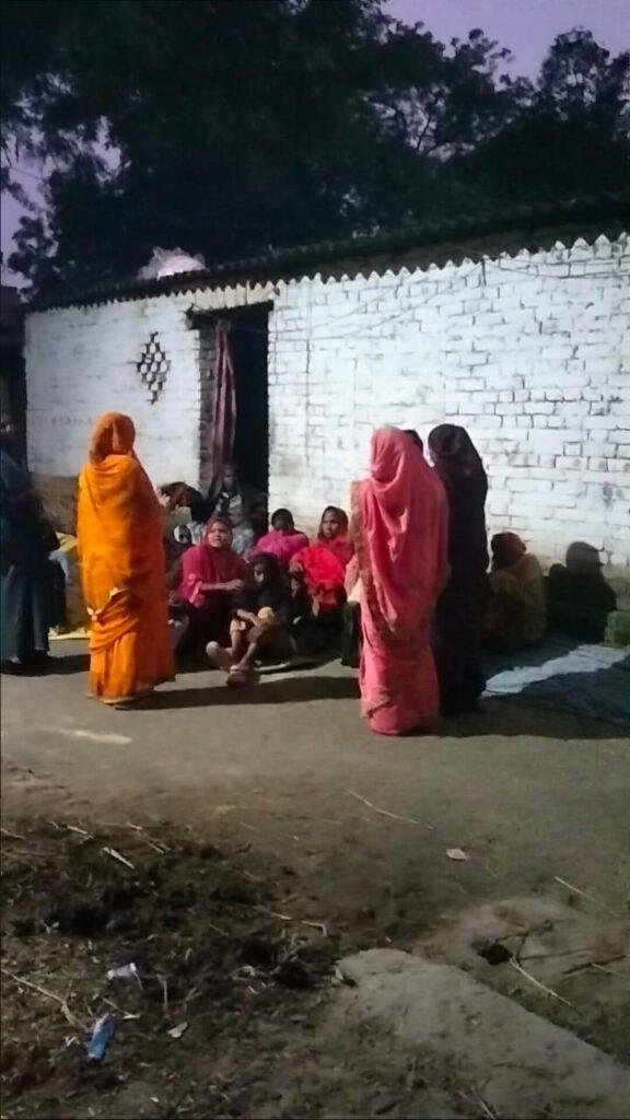 स्कूल बस की चपेट में आने से 12वीं कक्षा के छात्र की मौत, दूसरा घायल, परिजनों में मचा कोहराम, गांव में छाया मातम