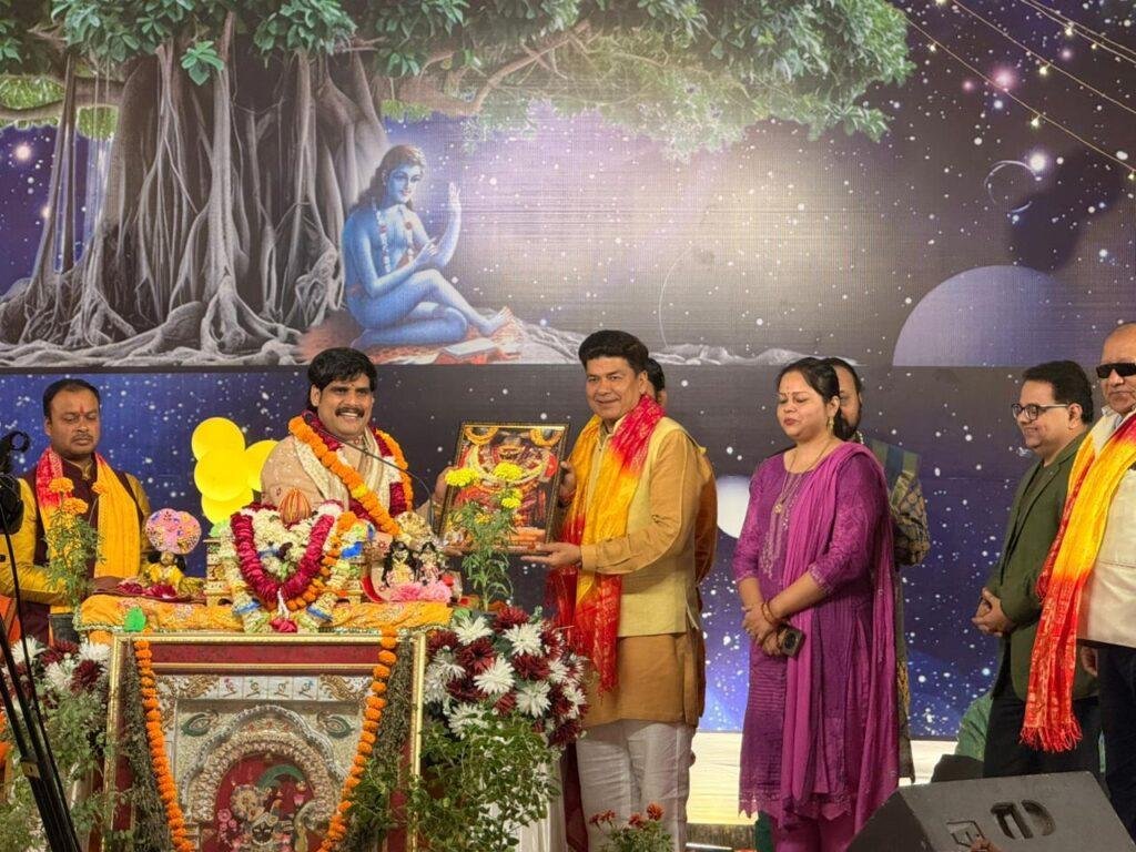 गौ माता की सेवा, गायत्री का जाप और गीता का पाठ अवश्य करना चाहिए–आचार्य रमाकान्त दीक्षित