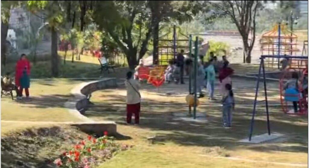 सिटी फॉरेस्ट पार्क बन रहा देहरादून का धड़कता दिल, प्रकृति स्वास्थ्य पर्यटन का आधुनिक संगम