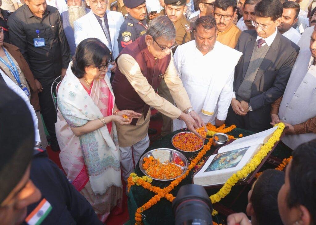 शंखनाद की ध्वनि के साथ सरस व शिल्प मेले के उद्घाटन से हुआ अंतरराष्ट्रीय गीता महोत्सव का भव्य शुभारंभ