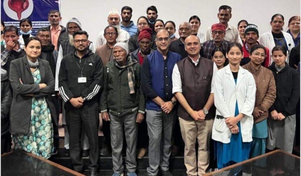 Urinary Bladder के कैंसर योद्धाओं के लिए विशेष सम्मान में कार्यक्रम का आयोजन हुआ, मंहत अस्पताल