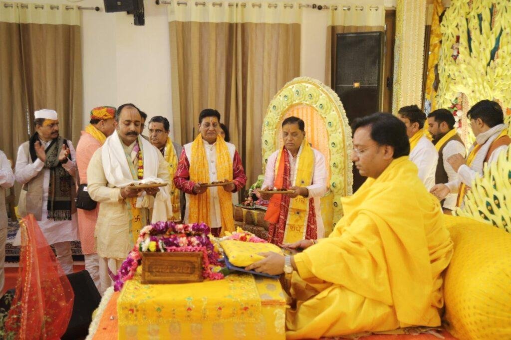 भक्तों के सभी मनोरथ पूर्ण करते हैं गिरिराज गोवर्धन : सन्तश्री प्रेमधन लालनजी महाराज
