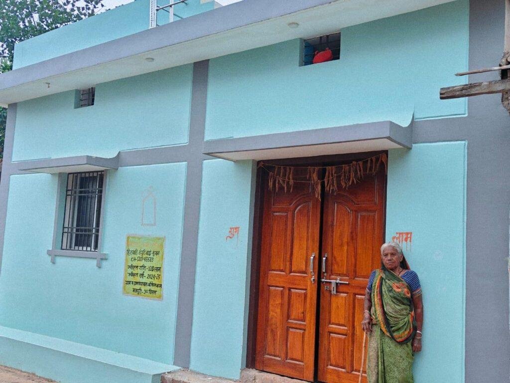 प्रधानमंत्री आवास योजना (ग्रामीण) में महासमुन्द जिला प्रदेश में अव्वल