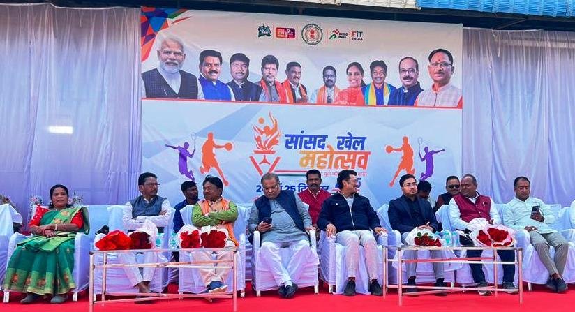 जीवन में खेलों का विशेष महत्व, खेल इंसान में एकता और भाईचारे की भावना को करता है जागृत – सांसद श्री महेश कश्यप