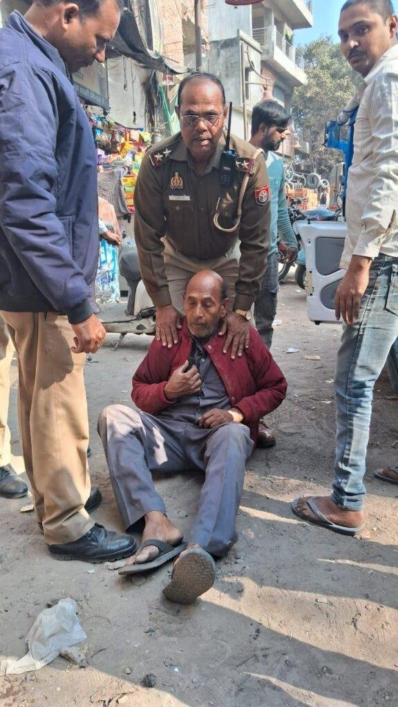 ट्रैफिक पुलिस की दरियादिली आयी सामने……बरेली ट्रैफिक पुलिस के जवान ने बचाकर किया पुलिस महकमे का नाम रोशन…..