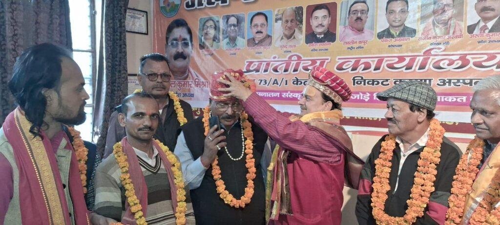 टीका उत्सव में आयें और बनें जिम्मेदार परिवार व समाज का हिस्सा : मुख्य चिकित्सा अधिकारी