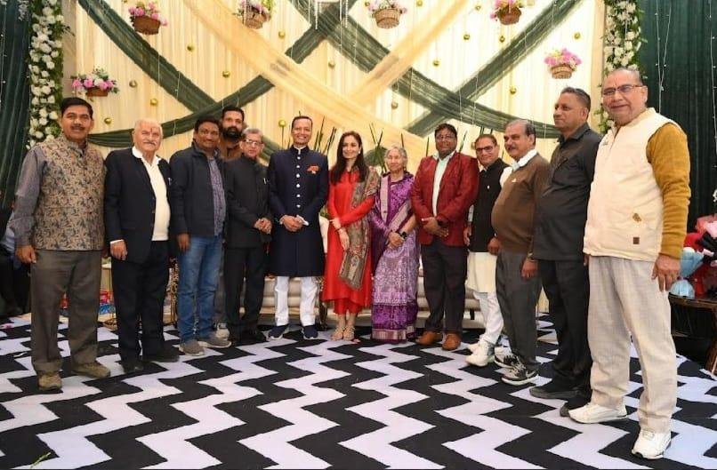 परिवार की खुशियां अपनों के साथ की जाती हैं साझा : नवीन जिन्दल