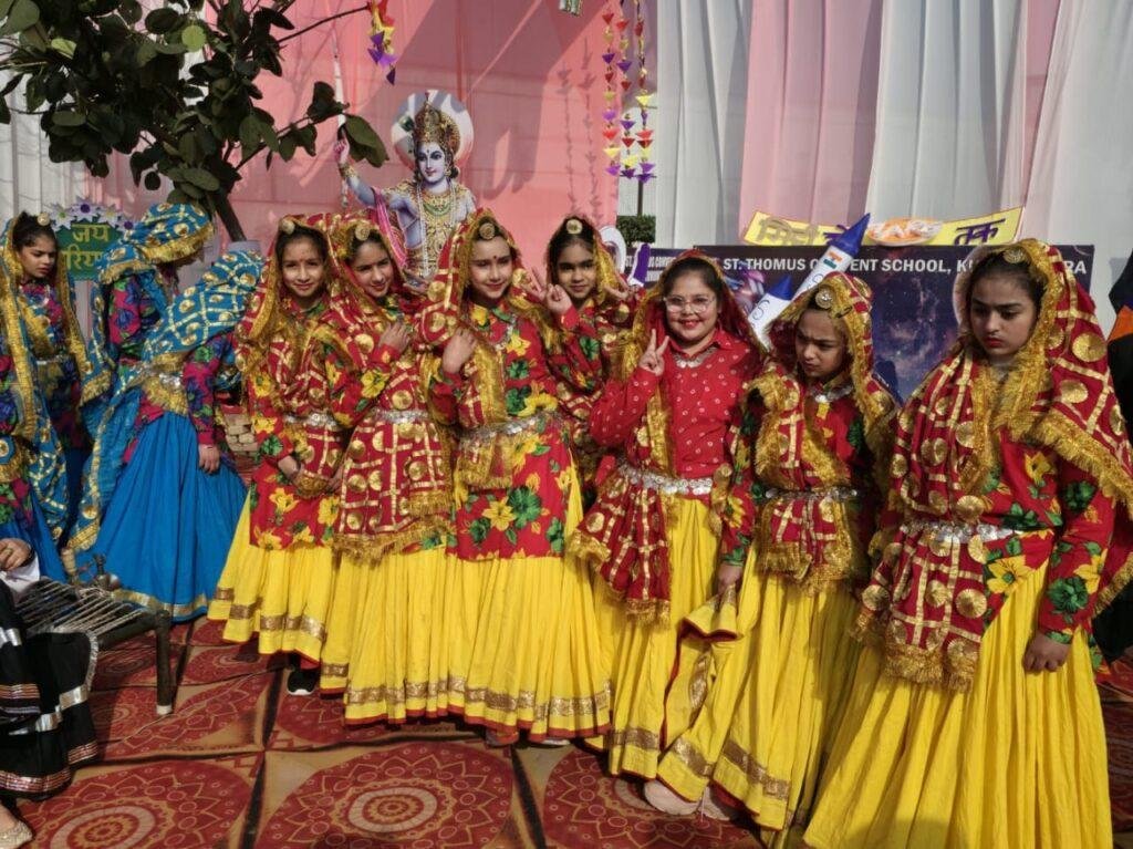 सेंट थॉमस स्कूल के प्रांगण में दिखी पूरे भारत की संस्कृति