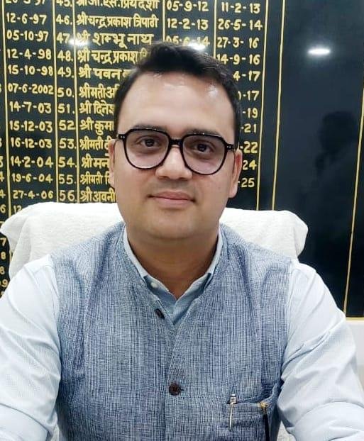 डीएम ने जनपदवासियों को दी गणतंत्र दिवस की शुभकामनाएं