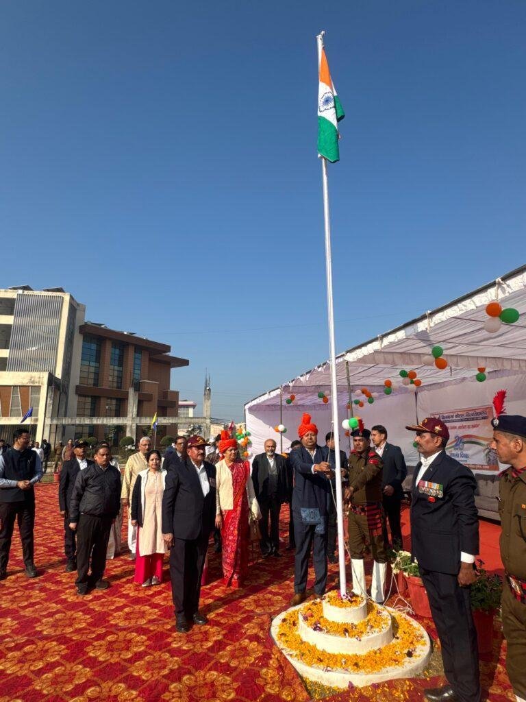 श्री विश्वकर्मा कौशल विश्वविद्यालय में धूमधाम से मना 77वां गणतंत्र दिवस समारोह