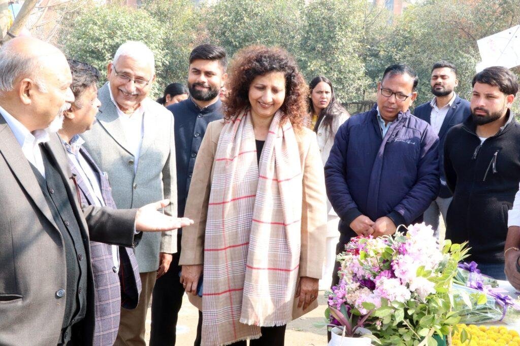 श्री विश्वकर्मा कौशल विश्वविद्यालय में धूमधाम से मना वसंत उत्सव