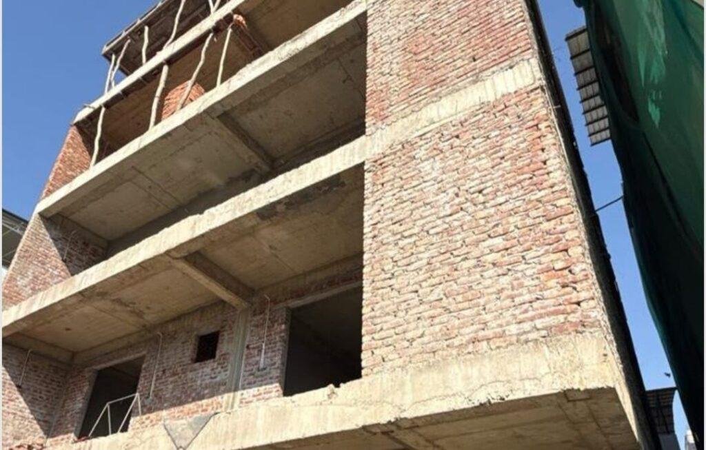 उत्तराखंड देहरादून अवैध निर्माणों के विरुद्ध MDDA का चाबुक जारी है