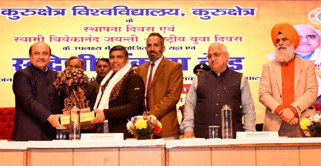 विश्व के कल्याण की बात करती है हमारी संस्कृति : महीपाल ढांडा