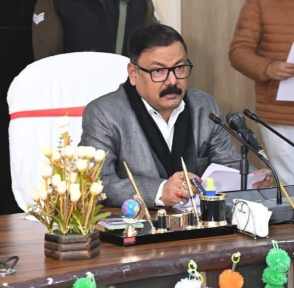 18 जनवरी 2026 को मिशन मोड पर प्रत्येक बूथ पर बीएलओ द्वारा आलेख्य मतदाता सूची एवं अप्राप्त श्रेणी में चिन्हित मतदाताओं की सूची को पढ़कर सुनाया जाएगा