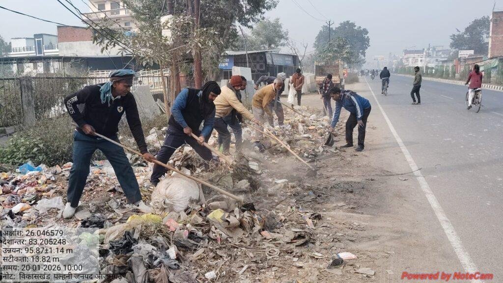 ग्राम पंचायत अमिलो विकासखंड सठियाव डिप्टी सीएम केशव प्रासद मौर्या के दौरा को देखते हुए चला विशेष स्वच्छता अभियान