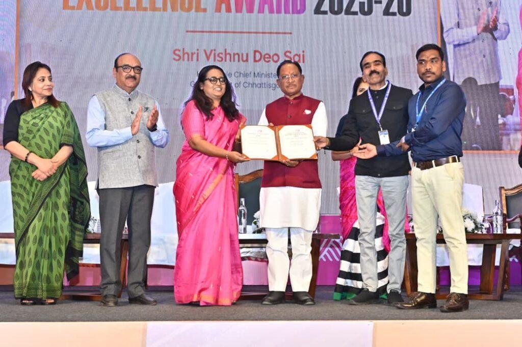 जिले को सीएम एक्सीलेंस अवार्ड, संवर्धित टेक होम राशन पहल से मिली पहचान