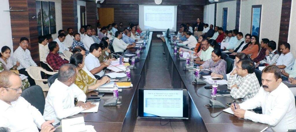 जिले में खुलेंगे पांच नए बैंक, 31 मार्च तक शुरू करने कलेक्टर ने दिए निर्देश