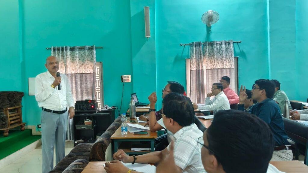 जनगणना के लिए फील्ड ट्रेनर्स को मिला प्रशिक्षण