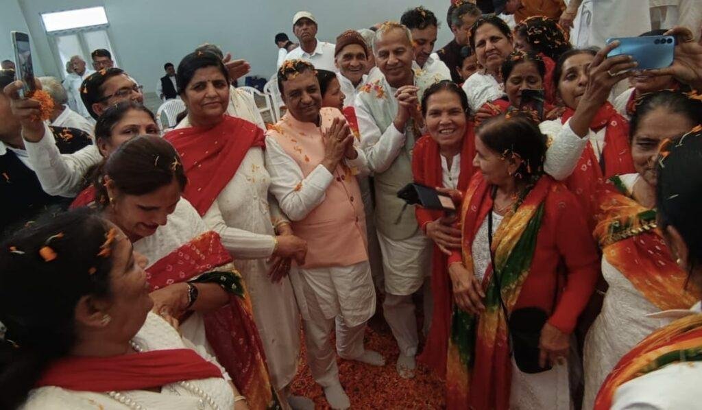 सब के प्रति सद्भाव, आपसी भाईचारे व प्यार का त्यौहार है होली : देस राज