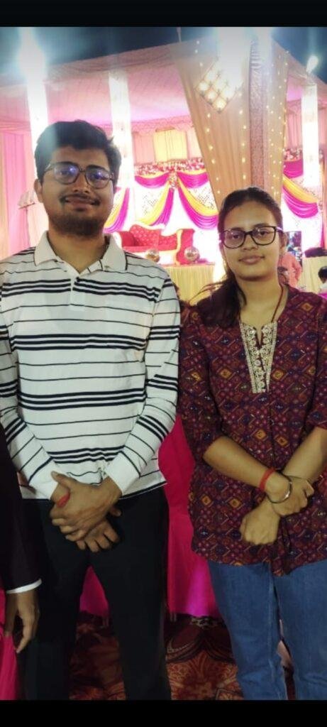 यूपीएससी के परिणाम में आजमगढ़ के भाई-बहन का कमाल, 154वीं और 361वीं रैंक हासिल कर बढ़ाया जिले का गौरव
