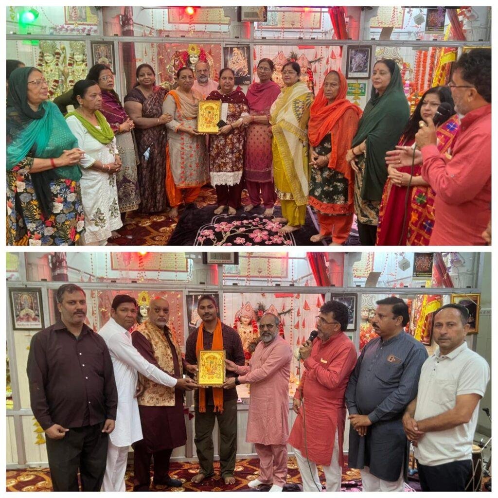 प्राचीन श्री राधा कृष्ण मंदिर में संपूर्ण दरबारों का वार्षिक महत्व सब अमृतवेला सदस्यों द्वारा बड़े ही हर्ष उल्लास और भक्ति भाव से मनाया