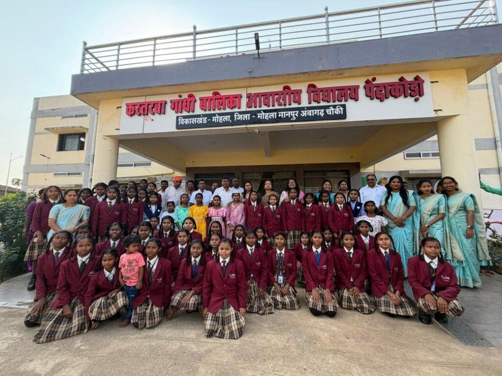 लक्ष्य निर्धारित कर नियमित अभ्यास करें, सफलता अवश्य मिलेगी – जिला पंचायत अध्यक्ष श्रीमती नम्रता सिंह