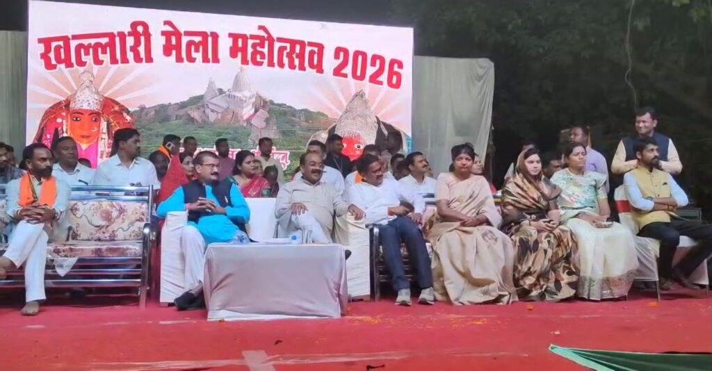 खल्लारी मेला महोत्सव में पहुंचे उपमुख्यमंत्री अरुण साव, माता के दर्शन कर प्रदेश की सुख-समृद्धि की कामना