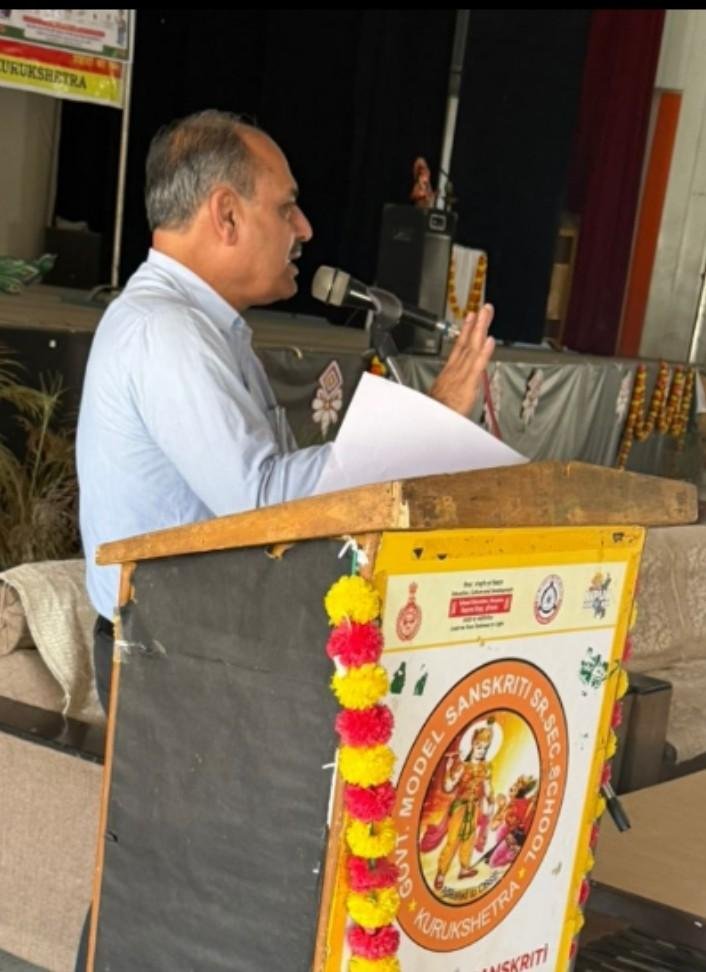 राजकीय स्कूलों में विद्यार्थी नामांकन बढ़ाना सभी स्कूल मुखियाओं की स्टाफ सहित सर्वोच्च प्राथमिकता : विनोद कौशिक