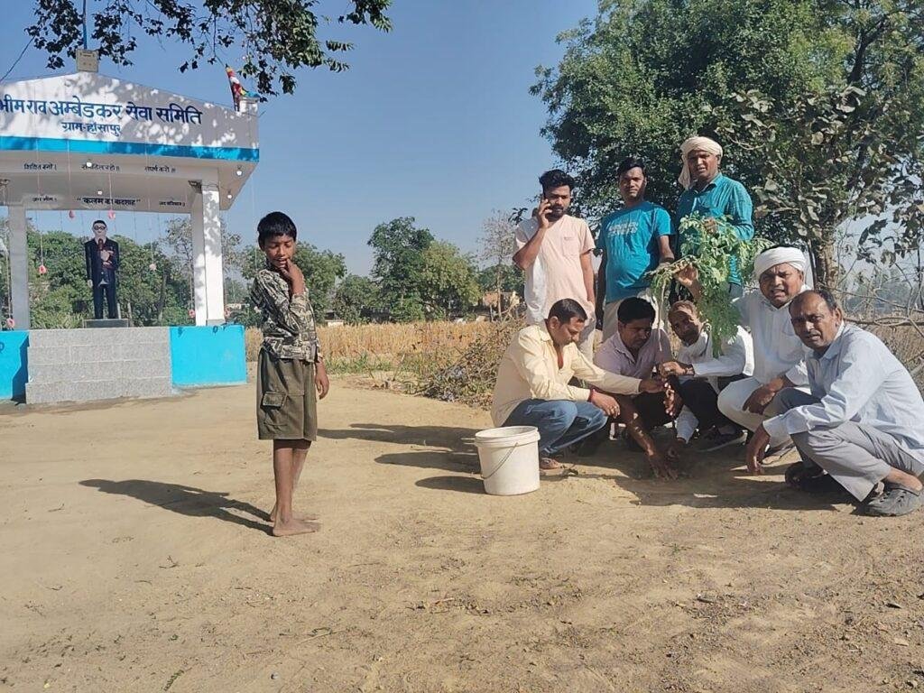 ग्रामीण सफाई कर्मचारियों द्वारा अंबेडकर जी के जयंती के अवसर पर विशेष स्वच्छता अभियान का