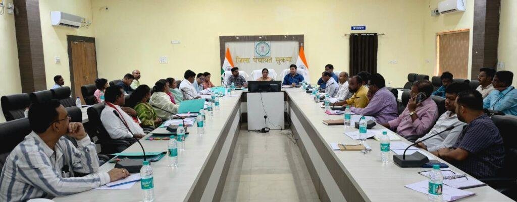 जिला पंचायत की सामान्य सभा में विकास के मुद्दे पर हुई चर्चा