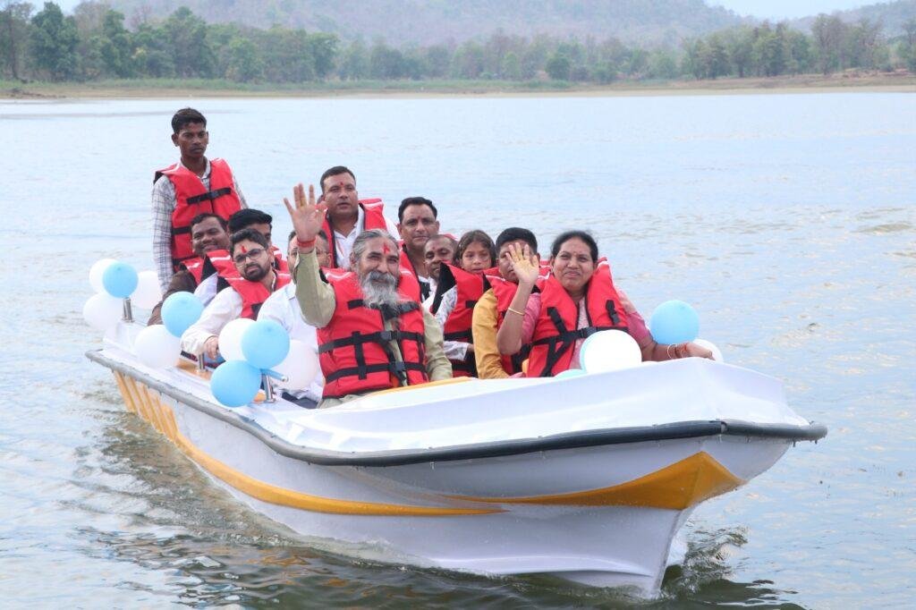 नए पर्यटन केंद्र के रूप में उभर रहा पिच्चेकट्टा का मावली हिल्स