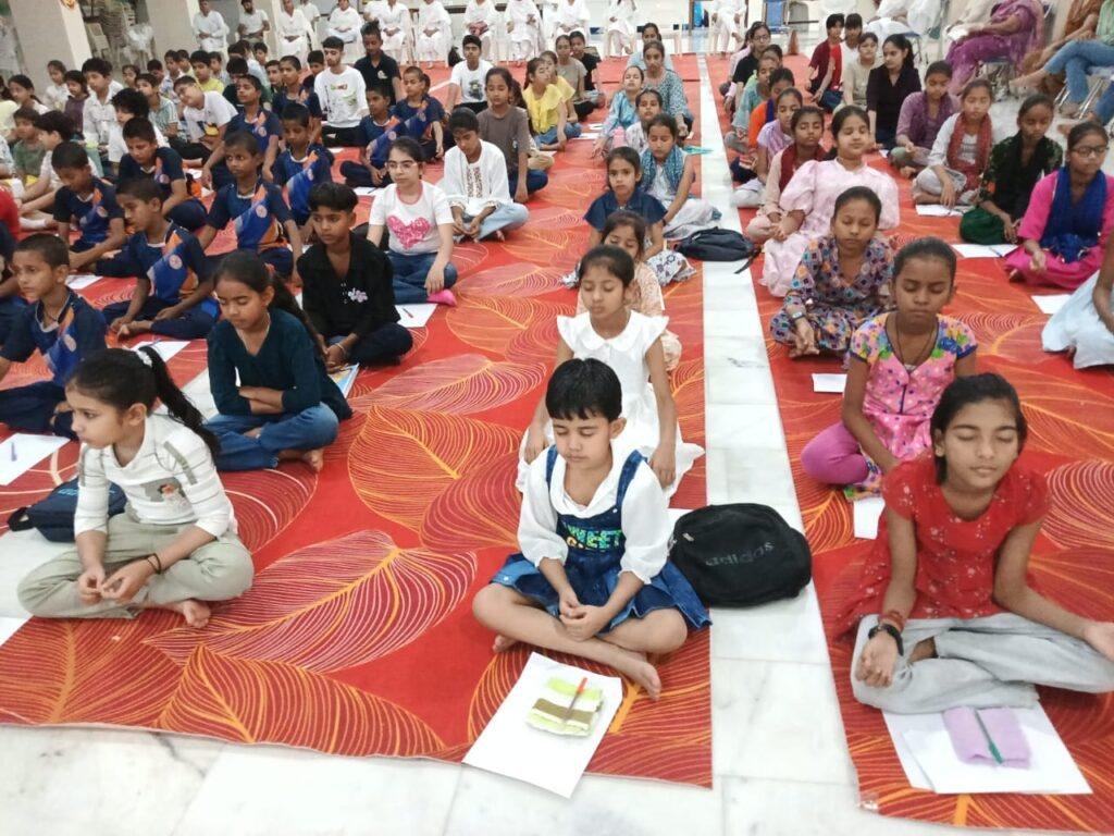 ब्रह्माकुमारीज के विश्व शांति धाम में तीन दिवसीय समर कैंप का शुभारंभ