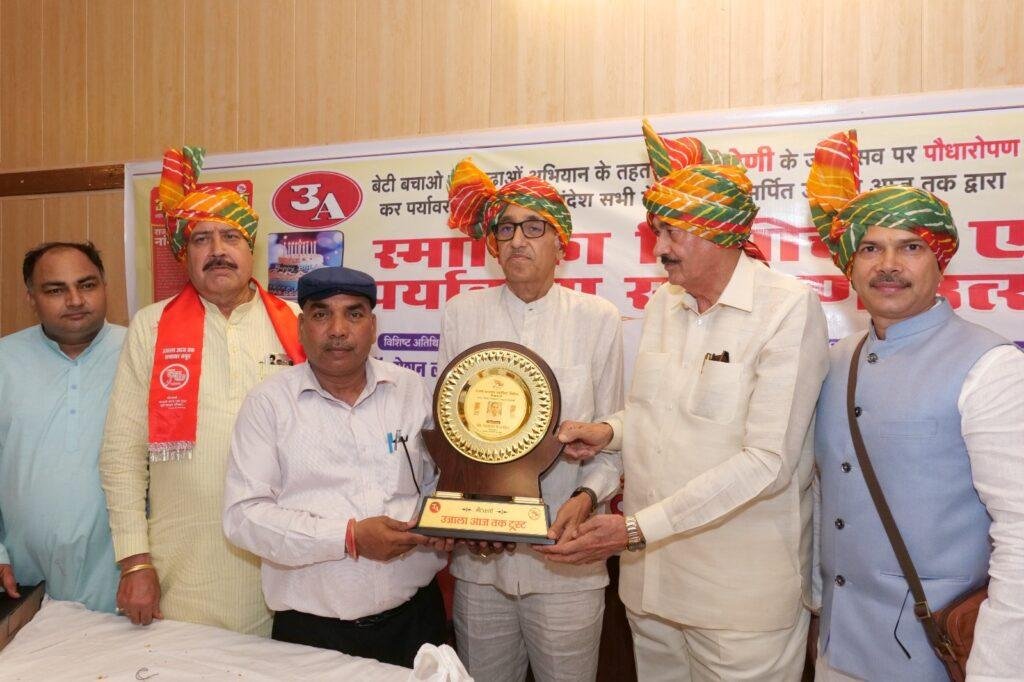 राष्ट्र निर्माण, पत्रकार कल्याण एवं सामाजिक सरोकारों में उल्लेखनीय योगदान के लिए संजय राठी सम्मानित