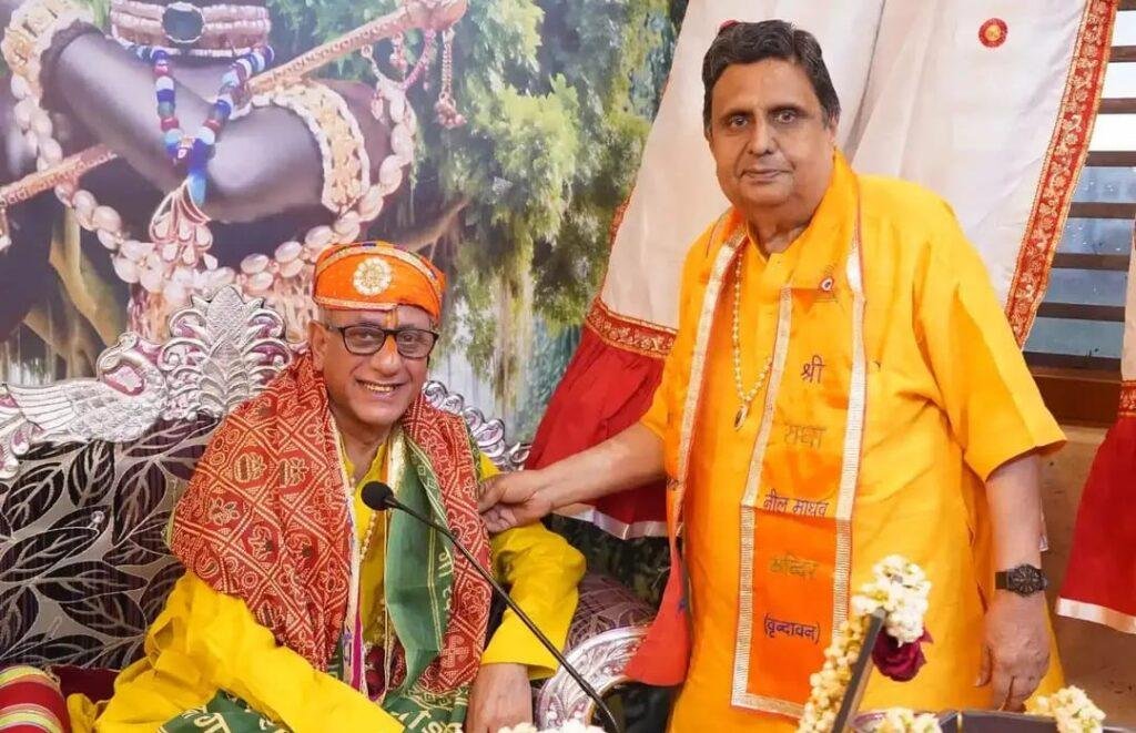 भक्तों के सभी मनोरथ पूर्ण करते हैं गिरिराज गोवर्धन महाराज : आचार्य पद्म लोचन गोस्वामी महाराज