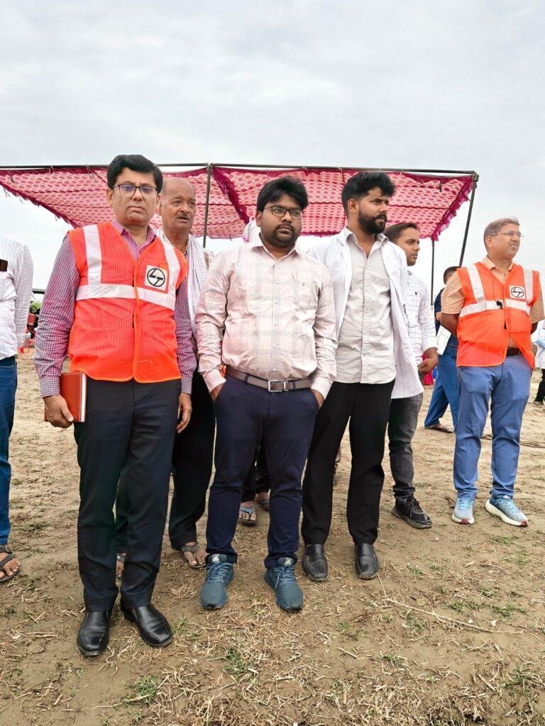 बाढ़ आपदा से निपटने की तैयारियों को परखने हेतु देवारा सगड़ी में भव्य मॉक ड्रिल आयोजित