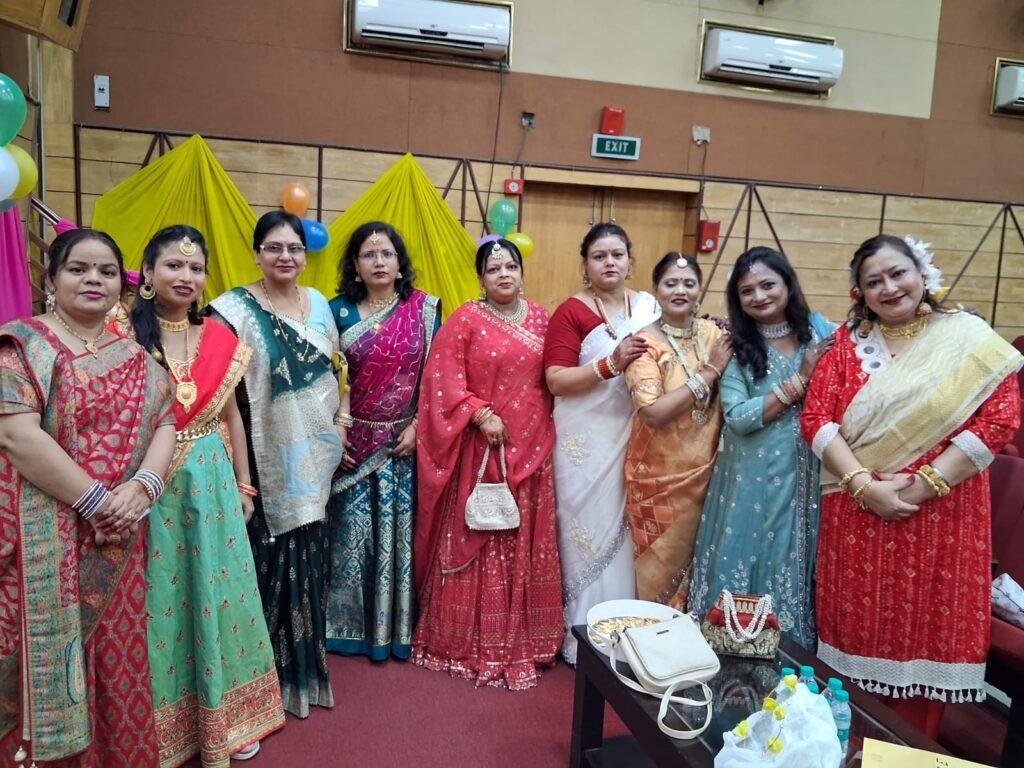 आईवीआरआई ऑफिसर्स लेडीज क्लब द्वारा भव्य तीज समारोह का आयोजन