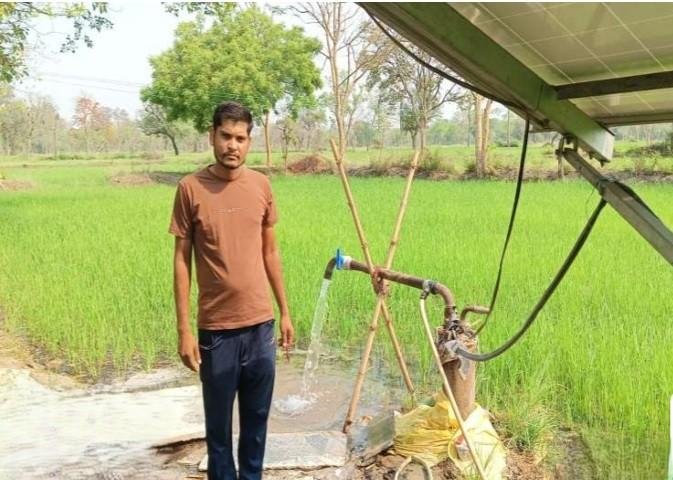सौर सुजला योजना के माध्यम से जिले में 61 किसानों के खेतों में स्थापित हुए सोलर पंप