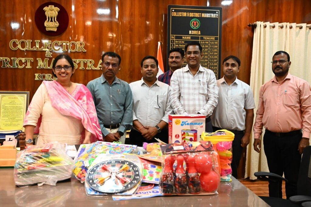 सरकार आपके द्वार” के तहत बैकुण्ठपुर और सोनहत विकासखंड में अक्टूबर के पहले सप्ताह में लगेंगे शिविर आयुष्मान कार्ड से लेकर पेंशनए आय.जाति. निवास प्रमाण पत्र बी.1, नक्शा और खसरा विवरण सहित विभिन्न सेवाओं का मिलेगा लाभ